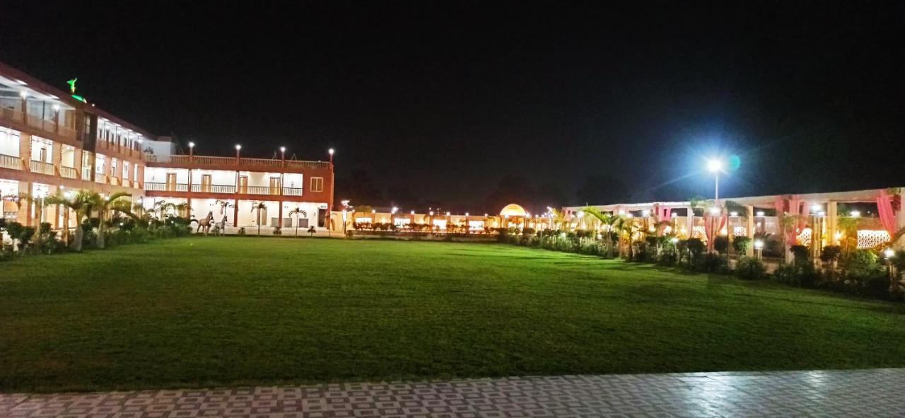 The Bodhi Palace Resort Bagian luar foto