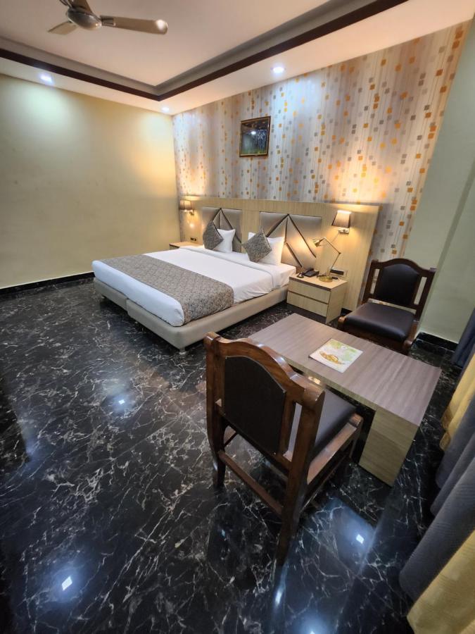 The Bodhi Palace Resort Bagian luar foto