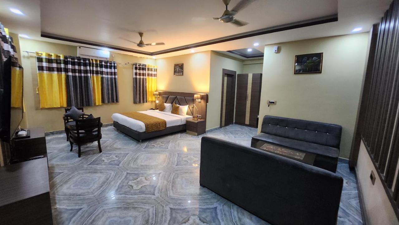 The Bodhi Palace Resort Bagian luar foto