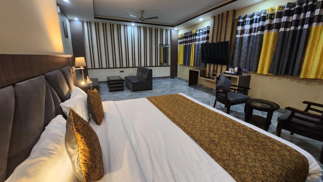 The Bodhi Palace Resort Bagian luar foto