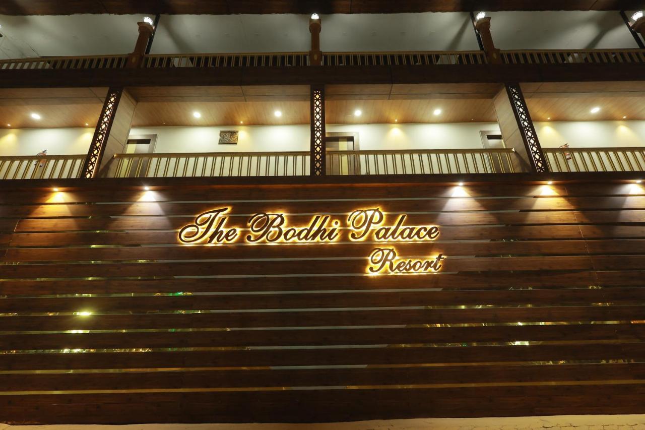 The Bodhi Palace Resort Bagian luar foto