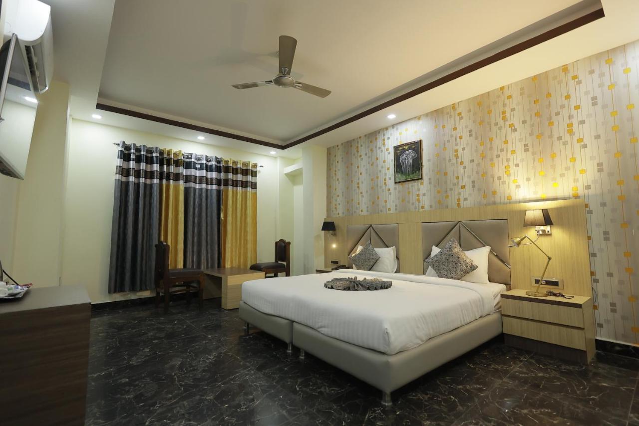 The Bodhi Palace Resort Bagian luar foto
