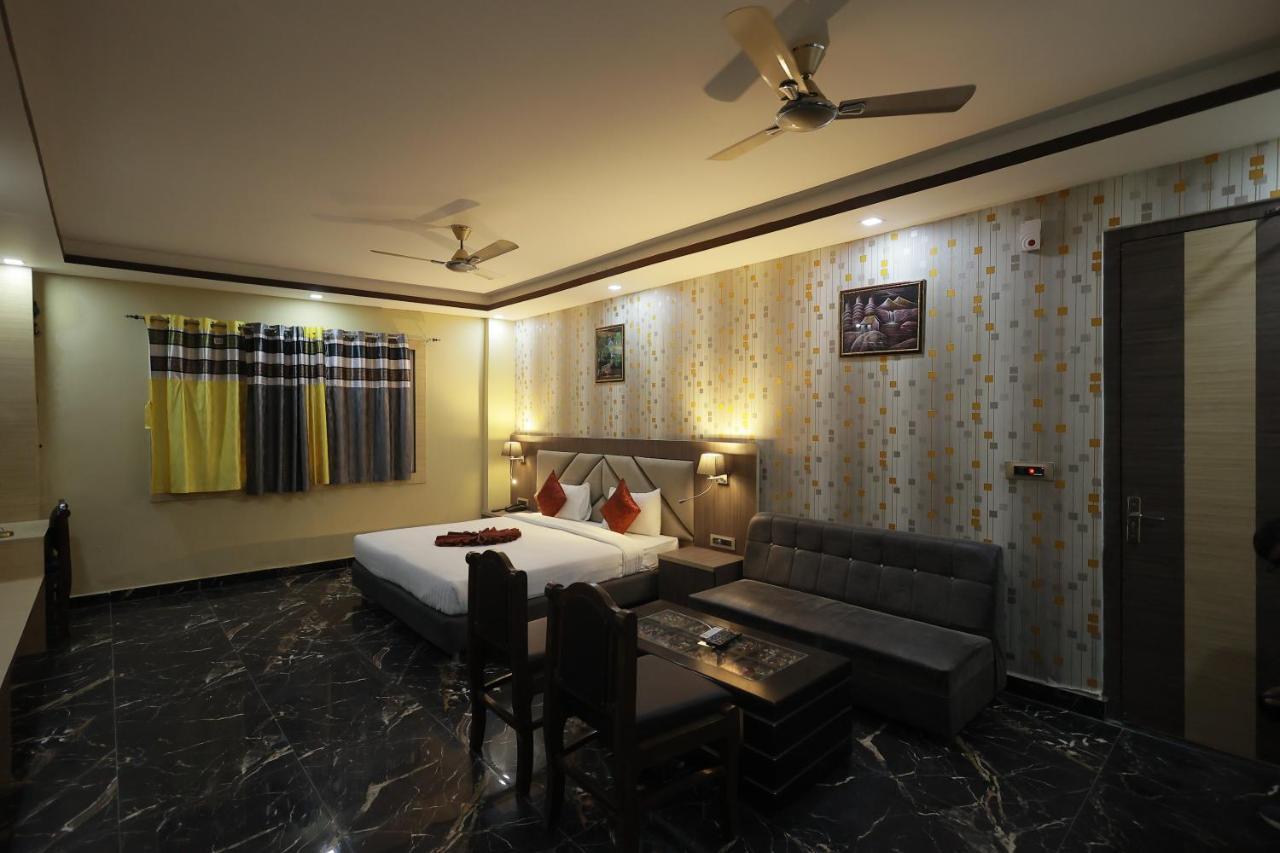 The Bodhi Palace Resort Bagian luar foto