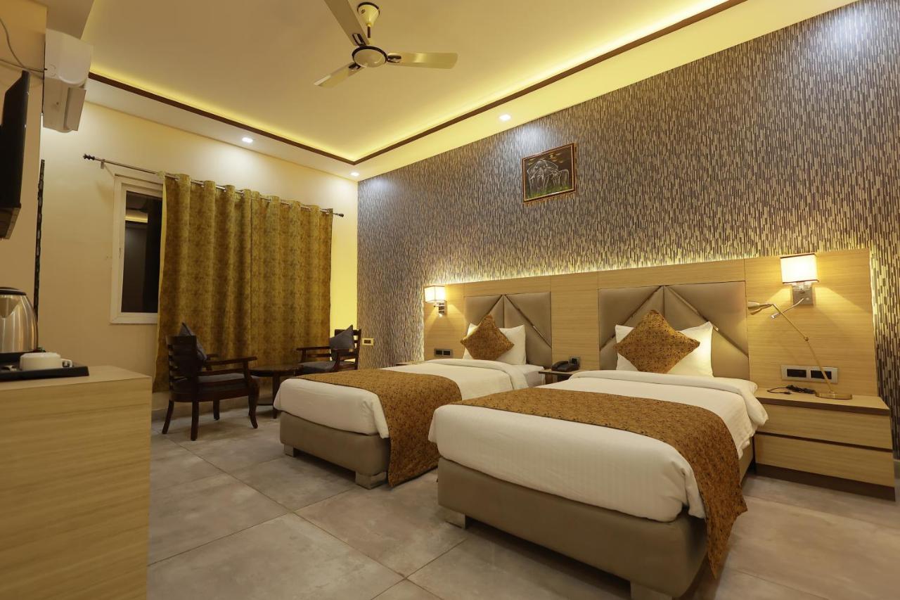 The Bodhi Palace Resort Bagian luar foto